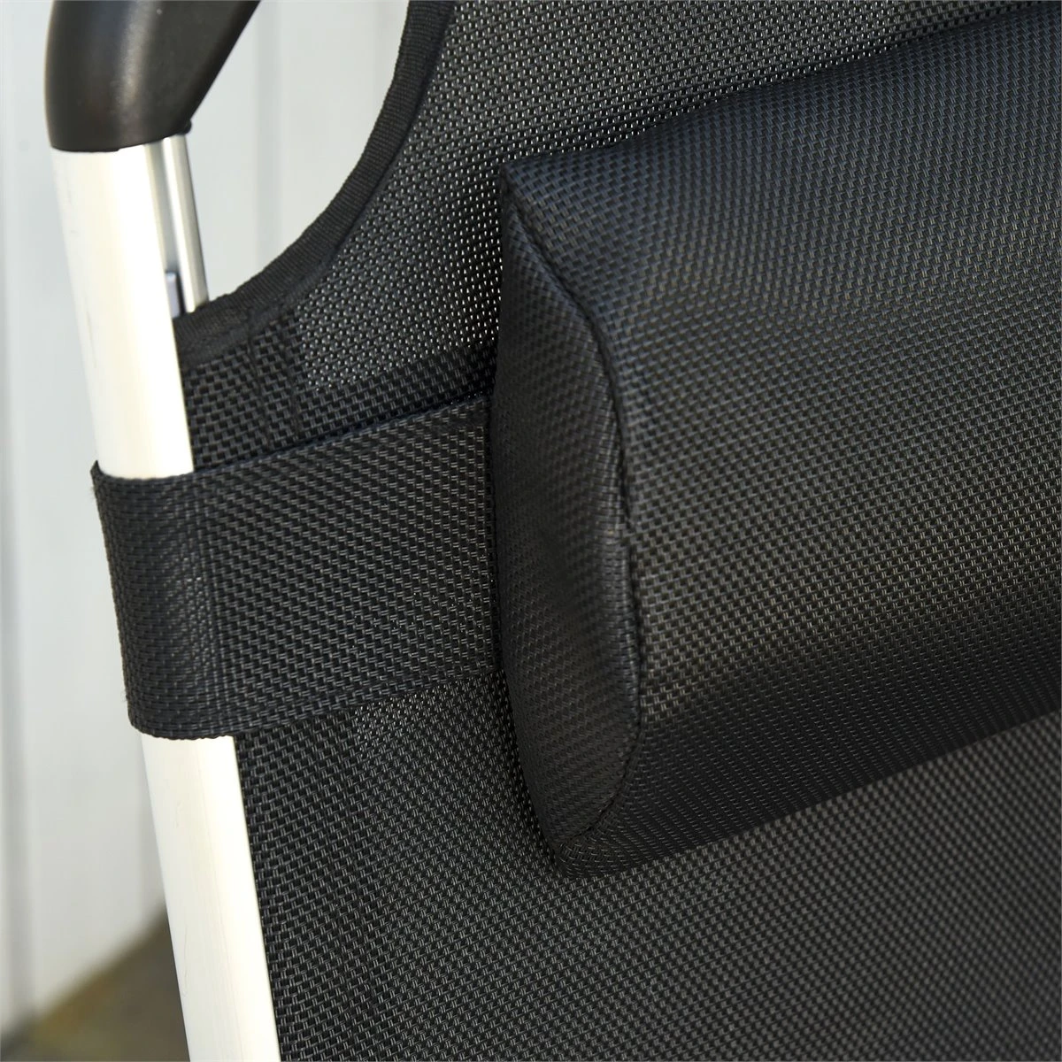 Outsunny Tumbona Plegable Reclinable De Aluminio Con Reposacabezas Extraíble Y Respaldo Transpirable Ajustable En 4 Posiciones Para Jardín Terraza Camping Exterior 170x60x76 Cm Negro 9 Outsunny Tumbona Plegable Reclinable De Aluminio Con Reposacabezas Extraíble Y Respaldo Transpirable Ajustable En 4 Posiciones Para Jardín Terraza Camping Exterior 170x60x76 Cm Negro - Imagen 7
