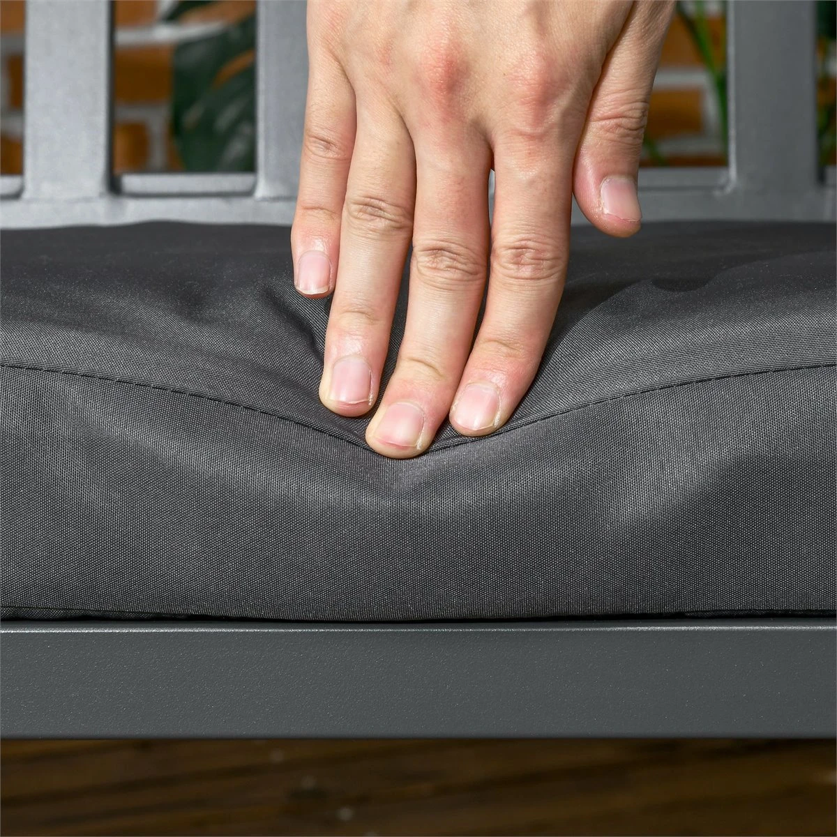 Outsunny Columpio De Jardín De 3 Plazas Silla Balancín Con Toldo Inclinable Cojín Extraíble Y Marco De Acero Para Terraza Piscina Patio Carga 360 Kg 210x128x184 Cm Gris Oscuro 10 Outsunny Columpio De Jardín De 3 Plazas Silla Balancín Con Toldo Inclinable Cojín Extraíble Y Marco De Acero Para Terraza Piscina Patio Carga 360 Kg 210x128x184 Cm Gris Oscuro - Imagen 8