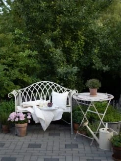 Mesa De Jardín De Metal Beige Claro ø 70 Cm TRIESTE 19 Mesa De Jardín De Metal Beige Claro ø 70 Cm TRIESTE -OUTSUNNY TIENDA f4a0fa5401a52c43537fb45c618fb5cfc4dad5d1 a86f3cd0fb3b42988f889a1864023aee